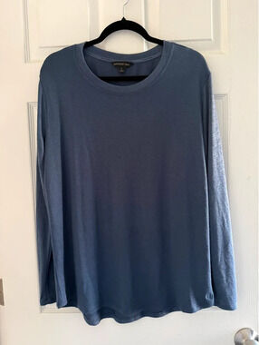 Banana Republic long sleeve t, size XL